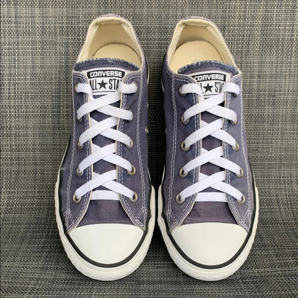 Converse Chuck Taylor All Star Classic Low top Blue Sneakers youth kids size 3
